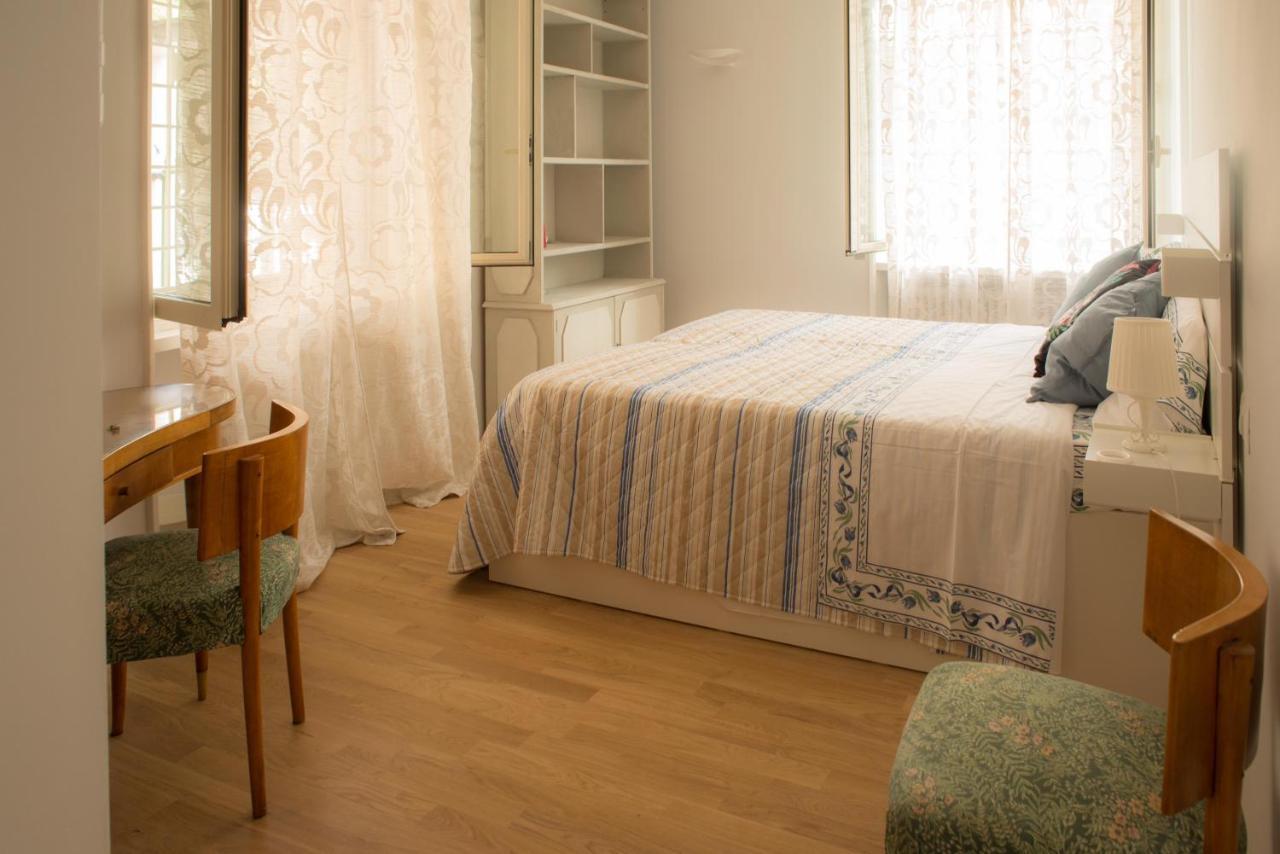 Brezza Marina Apartment Roma Exterior foto