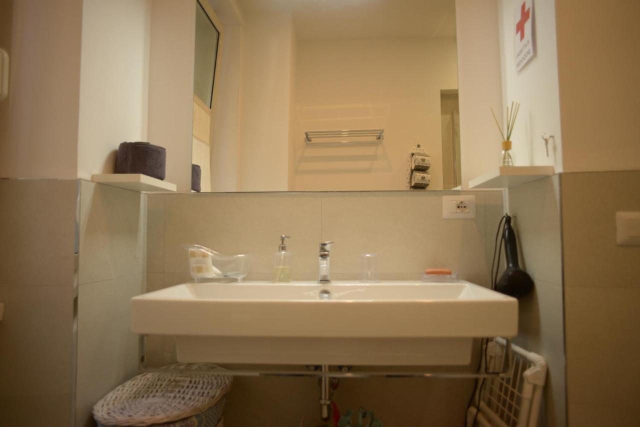 Brezza Marina Apartment Roma Exterior foto