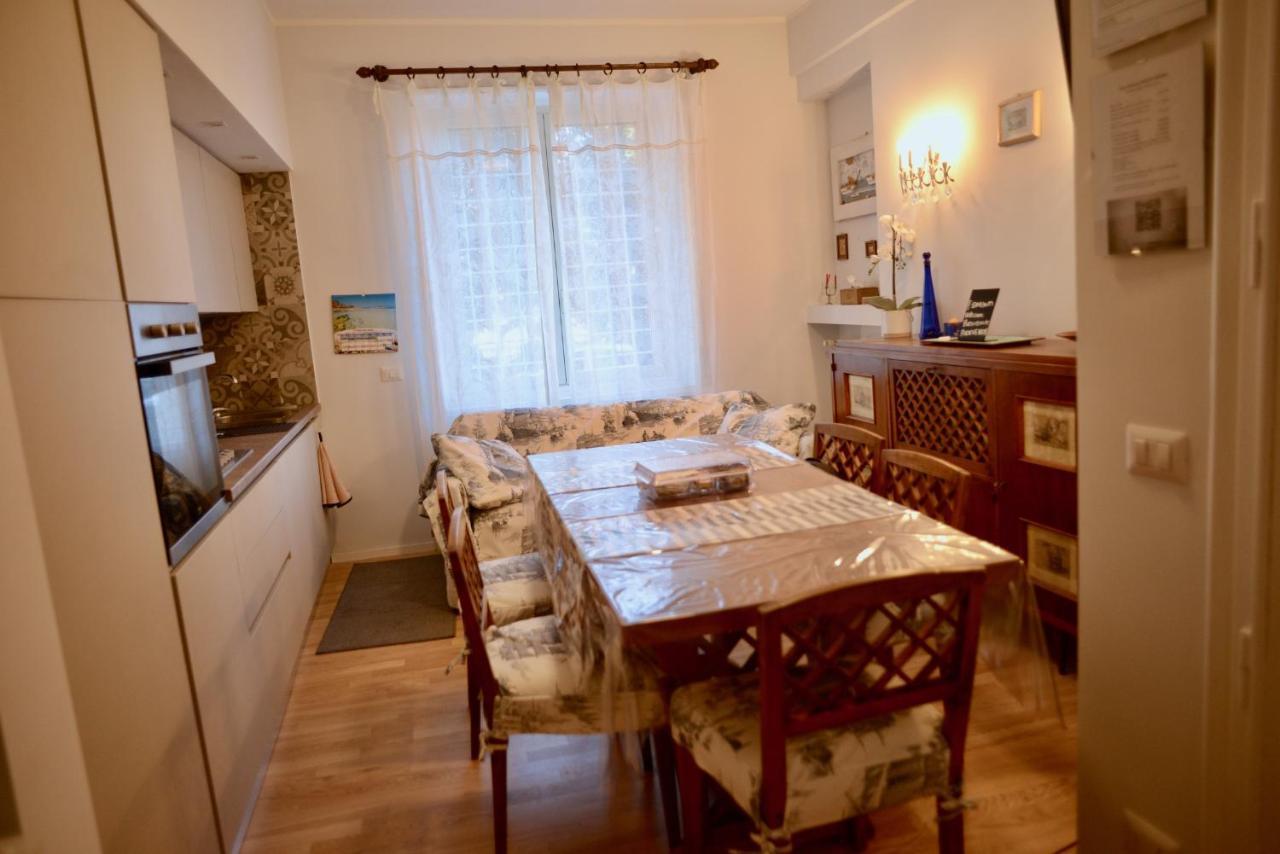 Brezza Marina Apartment Roma Exterior foto